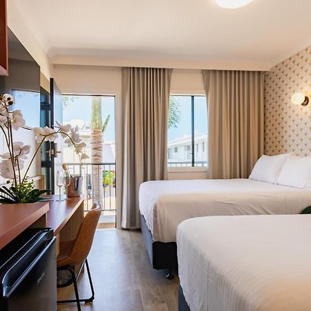 เดอะพรีซินต์ แกรดสโตน Hotel แกลดสตัน ภายนอก รูปภาพ